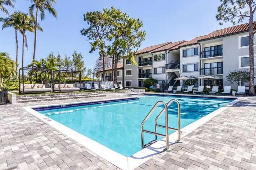 Bell Boca Town Center  Apartments in Boca Raton, FL